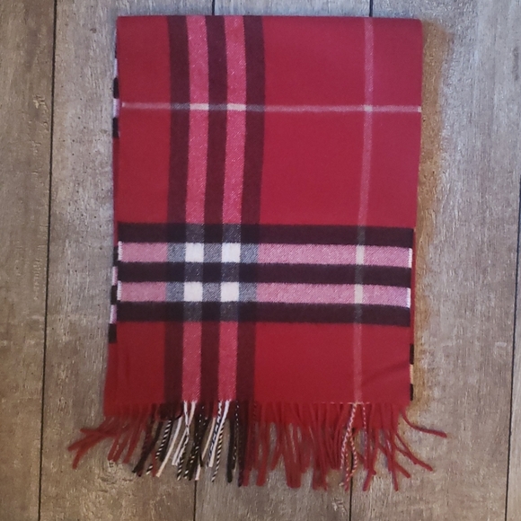 Burberry red cashmere scarf